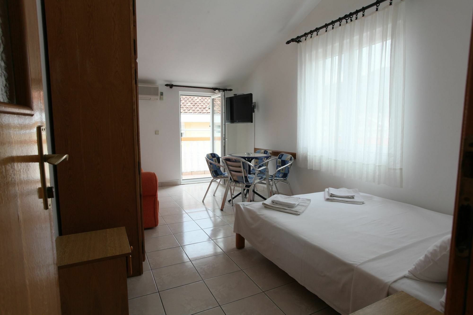 Apartments Memidz Budva Exteriör bild