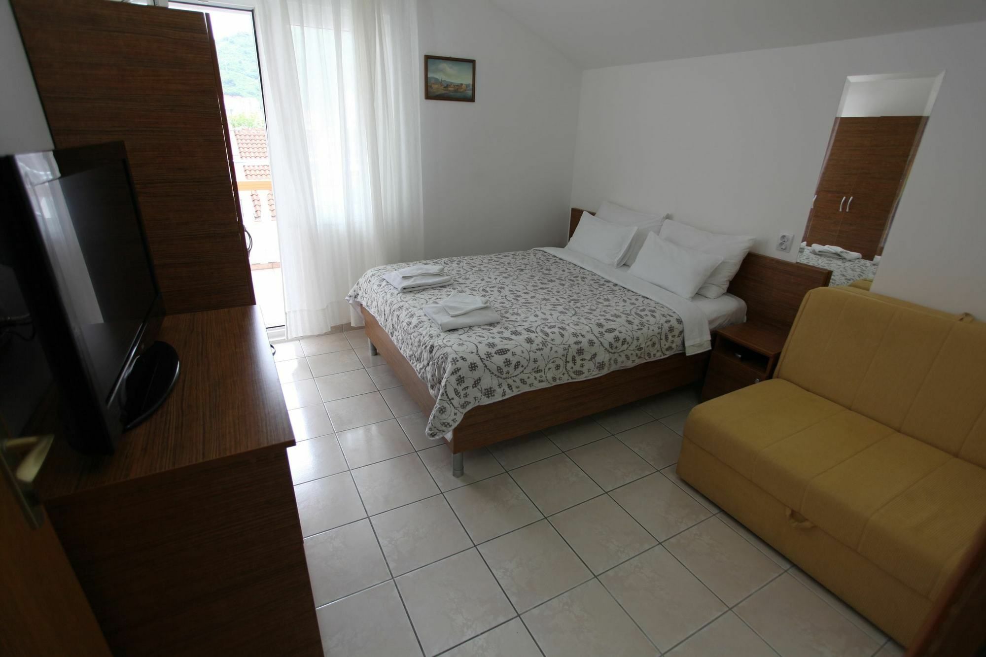 Apartments Memidz Budva Exteriör bild