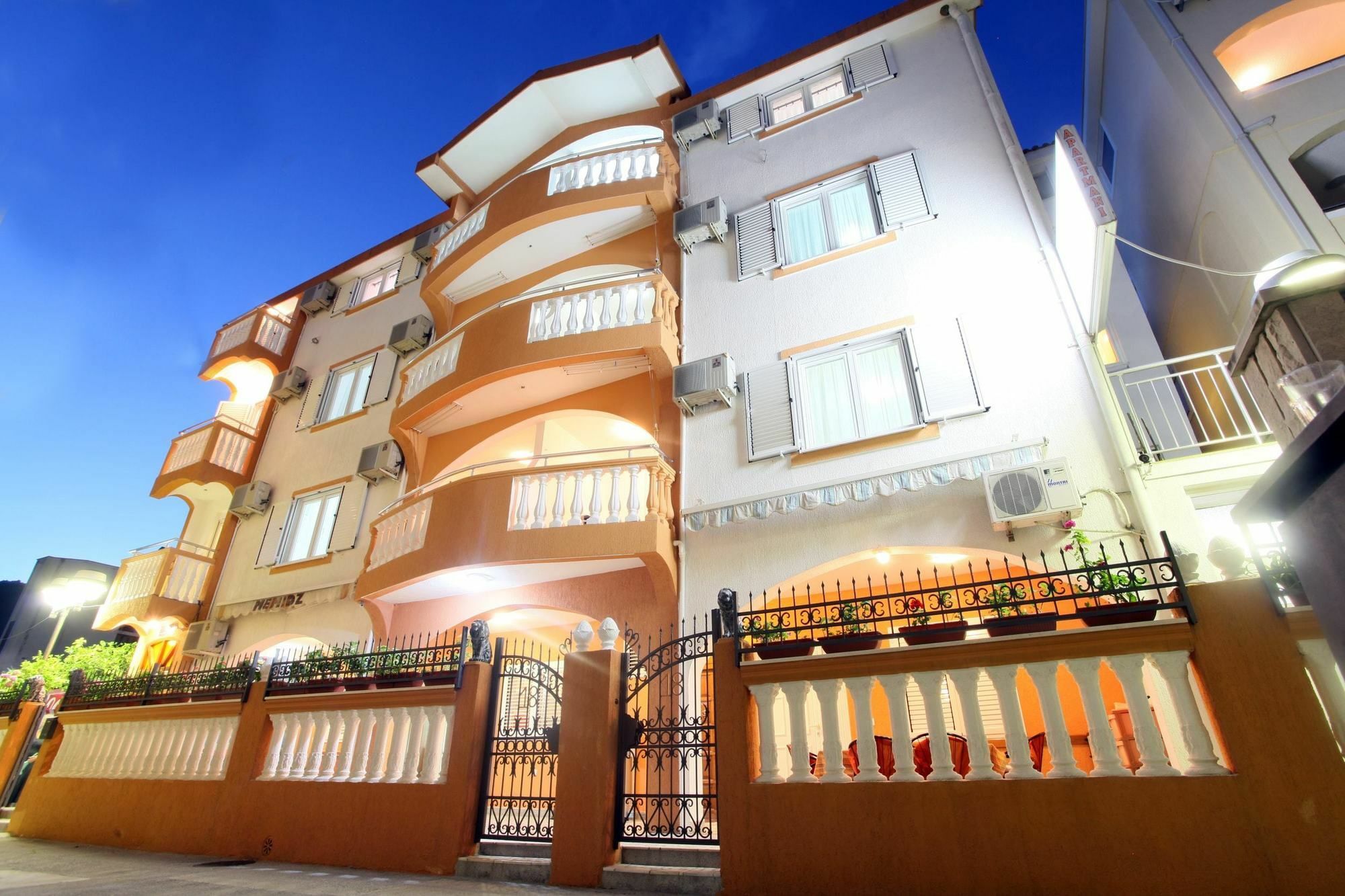 Apartments Memidz Budva Exteriör bild